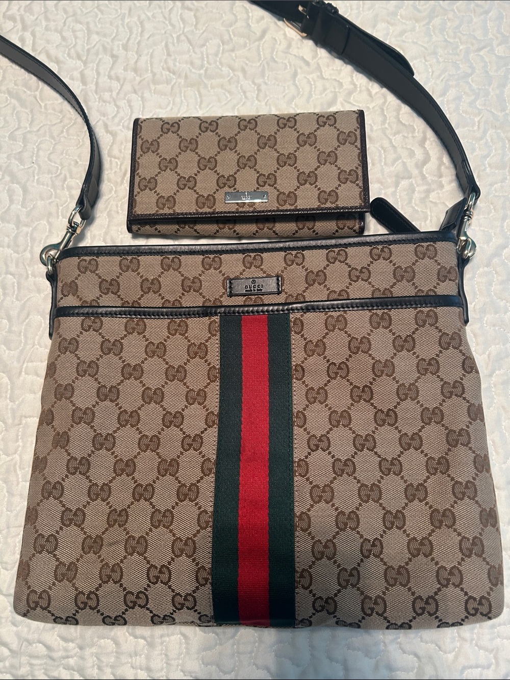 SET Gucci Brown GG Canvas Messenger with Red and Green Web Stripe plus wallet